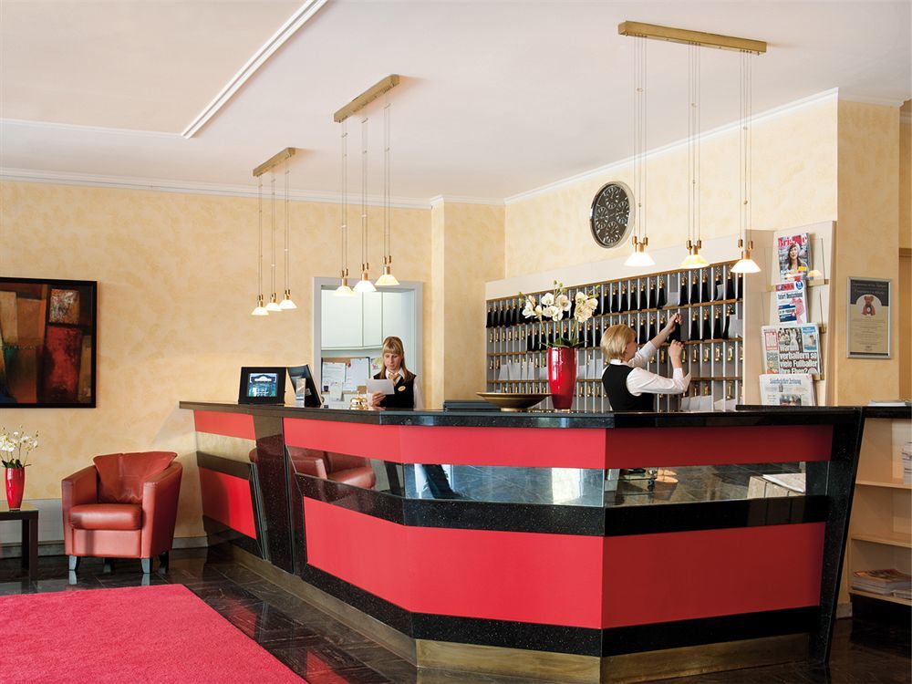 Victor'S Residenz-Hotel Саарлуис Экстерьер фото